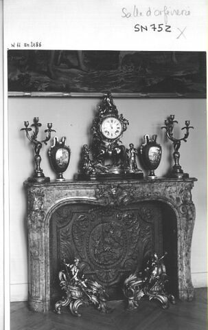 Cheminée provenant de l'hôtel de Dangé, place Vendôme, image 2/2