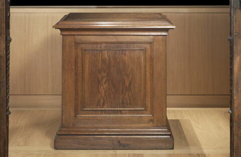 Socle, image 2/2