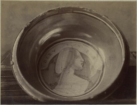 Bol d'accouchée : buste de femme, image 4/5