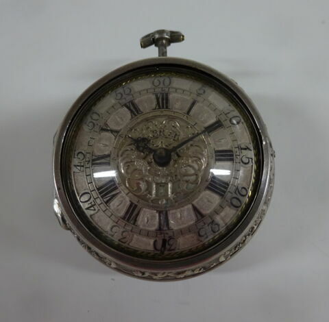Montre ronde à double boîtier, image 2/3
