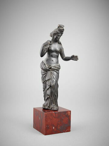 Statuette : Vénus étrusque, image 3/4