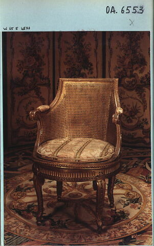 Fauteuil de toilette tournant