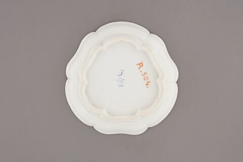 Plateau à contours du service à cassolettes bleues et à amours rouges, d'une série de cinq (R 501, 502, 503, 504, 505), image 2/4