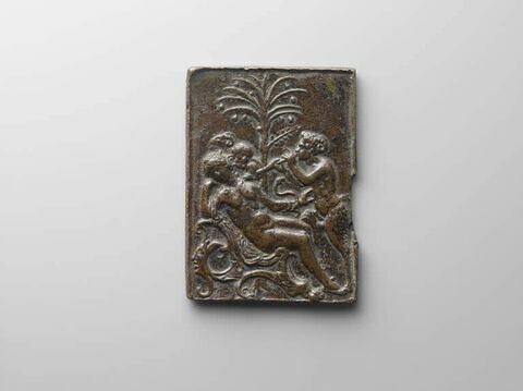 Plaquette : nymphe et satyre