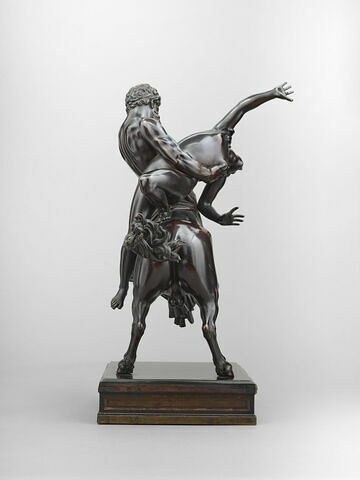 Groupe sculpté : l'Enlèvement de Déjanire, image 3/7