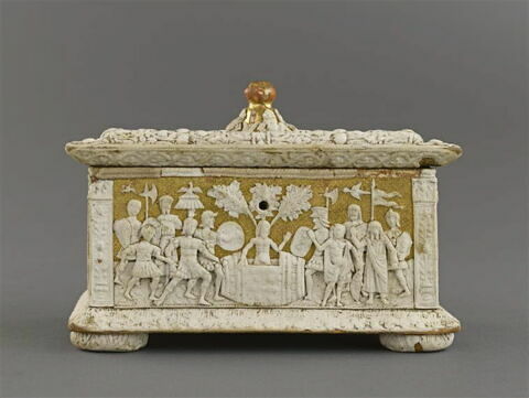 Coffret de forme rectangulaire, à couvercle plat surmonté d'un bouton, image 5/6