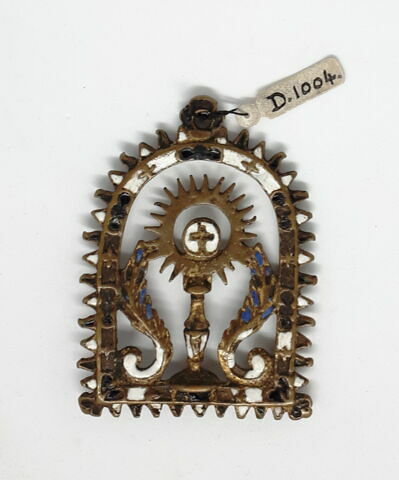 Médaillon en forme de tabernacle avec ostensoir