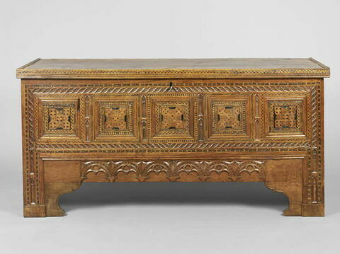 Coffre à décor de marqueterie, image 15/15