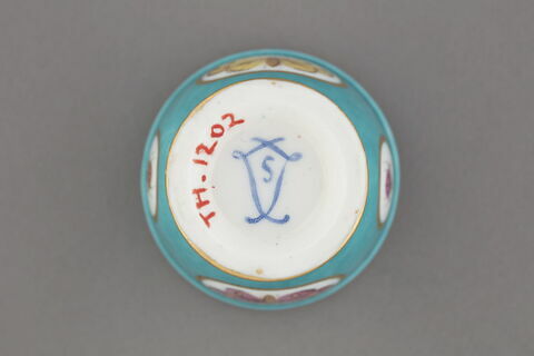 Coquetier d'un ensemble de neuf (TH 1198 à 1206), image 2/5
