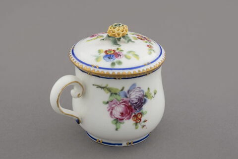 Pot à jus, d'un ensemble de vingt-quatre (TH 897 à 920), d'un service (TH 809 à 1066), image 4/4