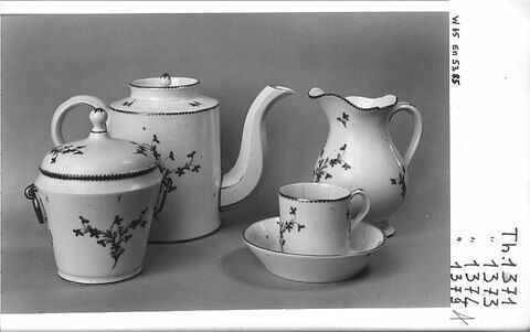 Tasse et soucoupe, image 7/7
