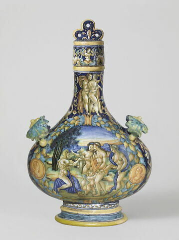 Gourde plate couverte à deux passants : le Jugement de Pâris / Mucius Scaevola se brûlant la main, image 6/11