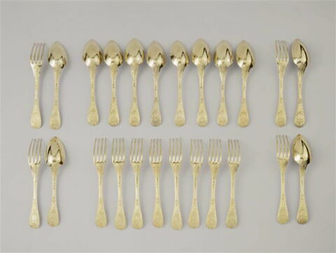 Douze couverts de table de la reine Hortense