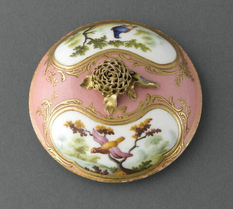 Gobelet à la Reine (ou trembleuse) et soucoupe, image 18/26