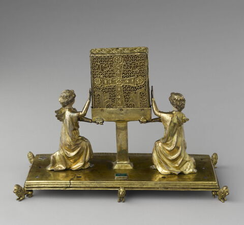 Reliquaire de la Vraie Croix porté par deux anges, image 15/28
