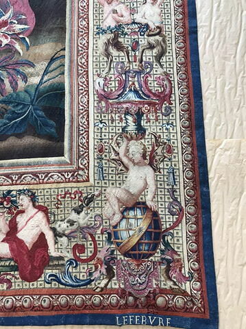 L'Amour et Psyché au bain, de la tenture des Sujets de la Fable ou des Amours de Psyché, image 3/19