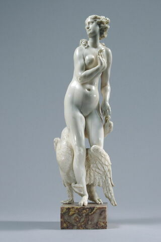 Statuette : Léda et le cygne, image 6/6