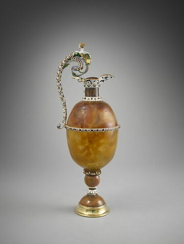 Aiguière en agate, image 3/6