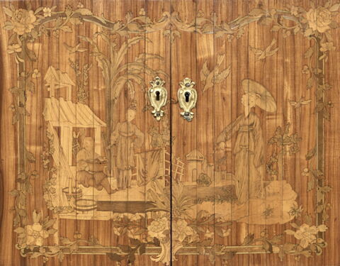 Secrétaire en armoire à marqueterie de scènes chinoises, image 9/17
