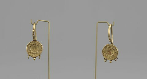 Paire de boucles d’oreilles à panier (anneau en S)
