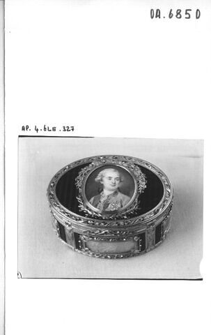 Tabatière ovale, image 21/21