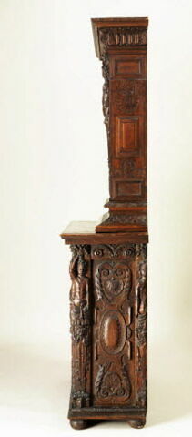 Armoire à deux corps vitrée dans sa partie supérieure, image 7/8