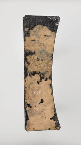 Plaque : Femme tenant une corne d'abondance, d'une série de quatre (OA 2526 à OA 2529), image 2/6