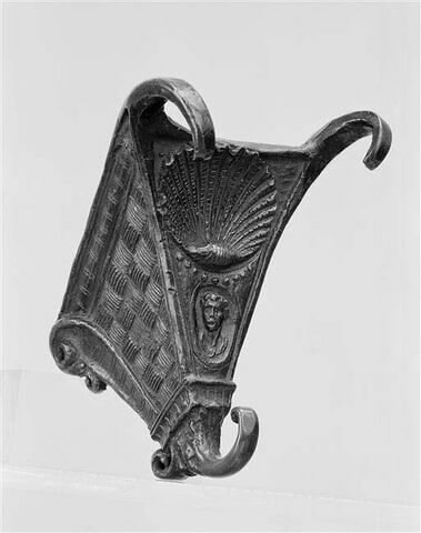 Fragment de lampe de forme trapézoïdale, image 4/4