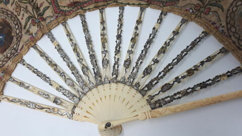 Eventail, image 3/8
