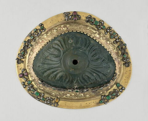 Base pour un vase en chromojadéite, image 2/7