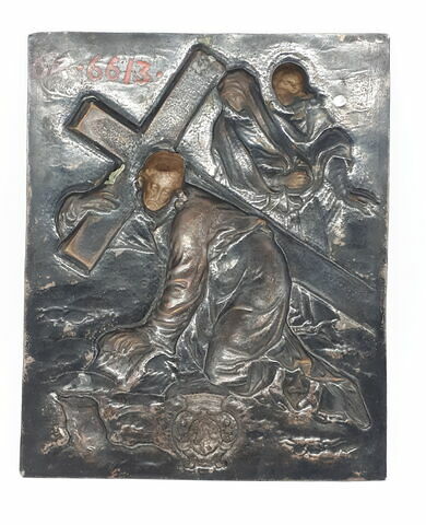 Plaque rectangulaire : le Portement de croix, image 3/3