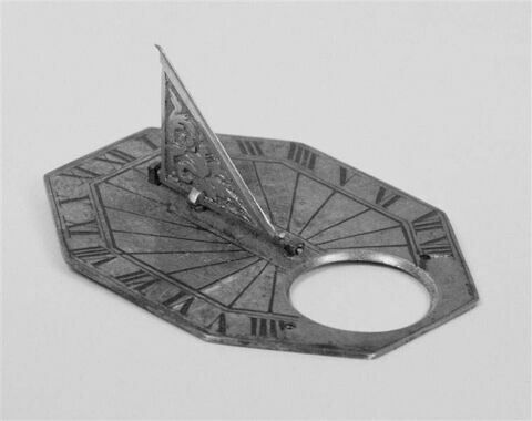 Platine d'un cadran solaire horizontal de poche, image 5/5