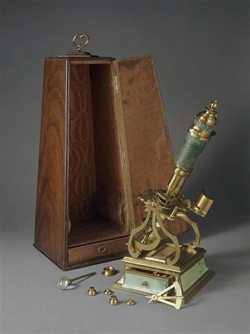 Microscope composé, image 2/7
