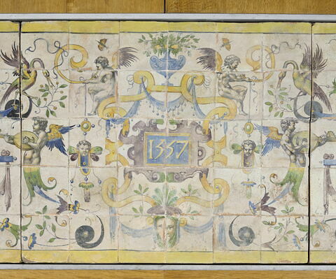 Marche d'autel de la chapelle du château de la Bâtie d'Urfé (Loire), image 4/13