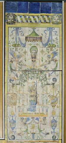 Marche d'autel de la chapelle du château de la Bâtie d'Urfé (Loire), image 6/13