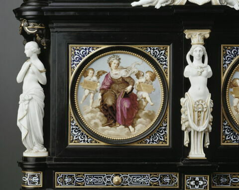 Cabinet, image 4/10