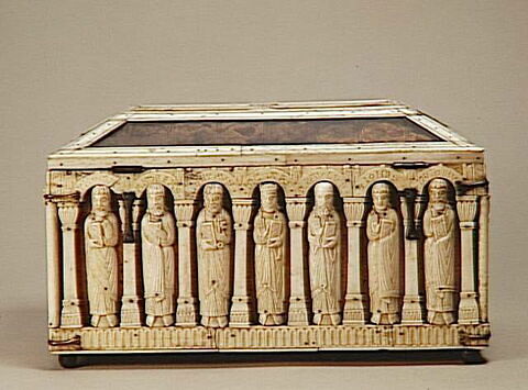 Coffret : la Vierge à l'Enfant et les Rois mages, le Christ et les apôtres, image 12/15