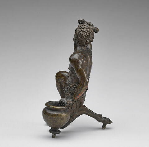 Encrier : satyre agenouillé, image 4/6