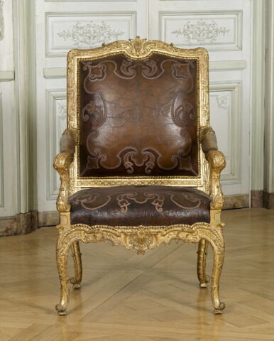 Fauteuil à la reine, d'un ensemble (avec le OA 11200, OA 11201, OA 12179 1, OA 12179 2, OA 12179 4 et OA 12180)