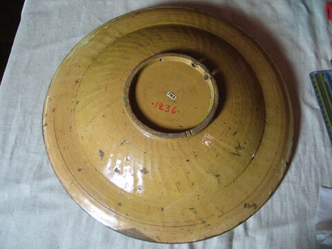 Grand plat rond : femme et satyre, image 5/6