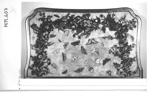 Plateau de table à décor de fleurs et papillons, image 6/6