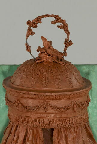 Maquette du lit de Mme du Barry pour son appartement au château de Fontainebleau, image 2/13