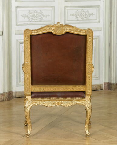 Fauteuil à la reine, d'un ensemble (avec le OA 11200, OA 11201, OA 12179 1, OA 12179 3, OA 12179 4 et OA 12180), image 12/13