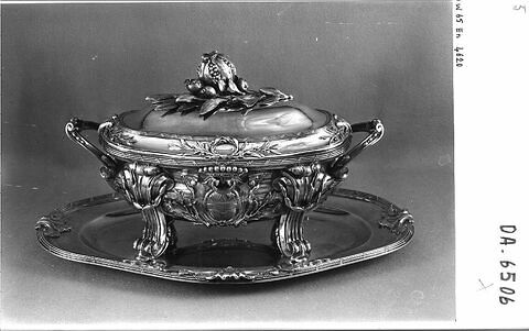 Terrine et son plateau, image 7/12