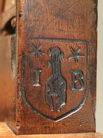 Chaire à haut dossier et coffre d'entrejambe, image 4/9