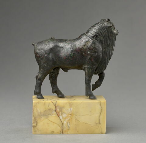 Statuette : boeuf, image 3/3
