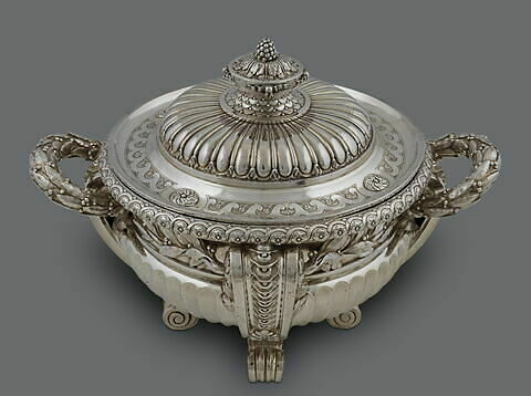 Pot à oille couvert et son plateau, image 11/28