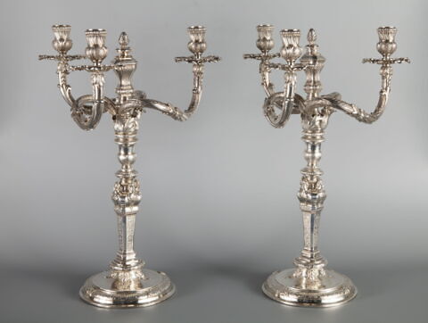 Grand flambeau (d'une paire), image 14/14