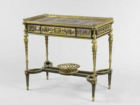 Petite table à écrire à pupitre du Cabinet intérieur de Saint Cloud, image 8/16