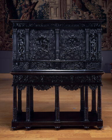 Cabinet sur piètement